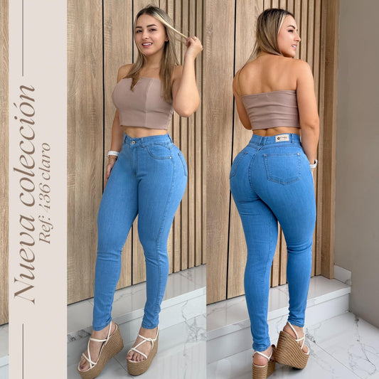 JEANS DAMA DE 1 BOTON CLARO RF:436