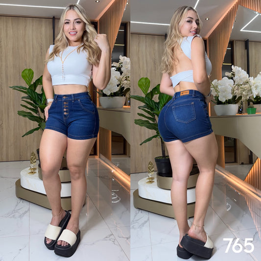 SHORT DAMA REF: 765 OSCURO